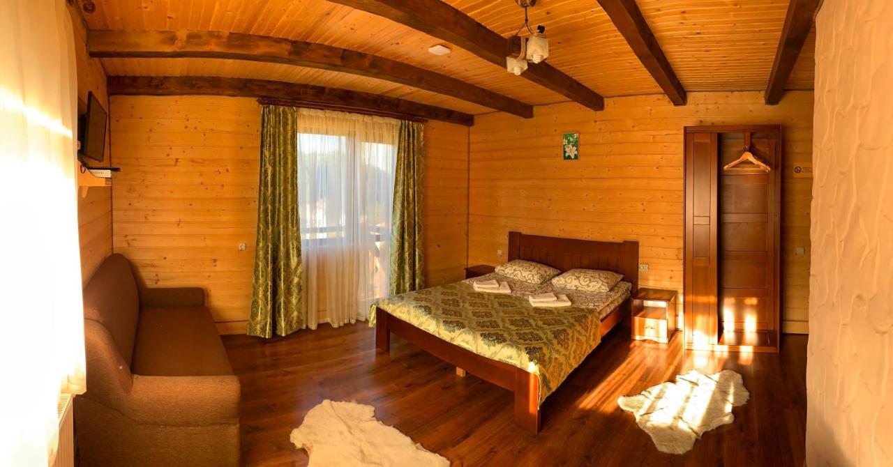 Guest House Lileya Bukovel Bagian luar foto
