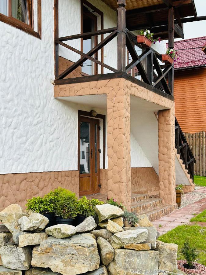 Guest House Lileya Bukovel Bagian luar foto