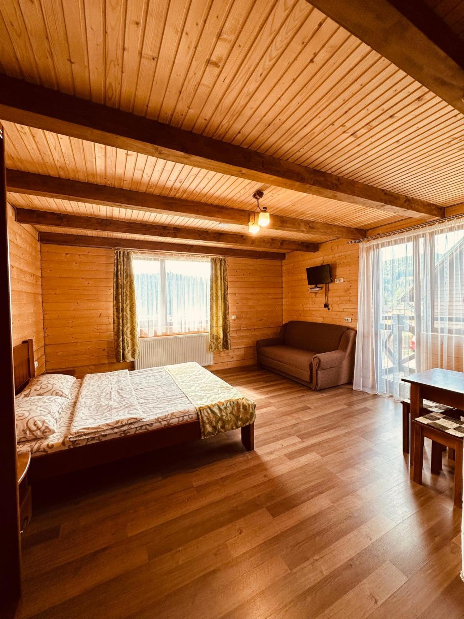 Guest House Lileya Bukovel Bagian luar foto